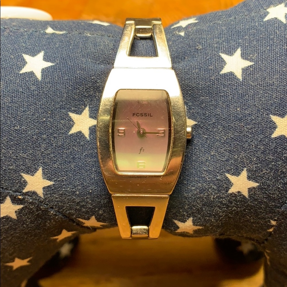 Fossil f2 ES-9860 silver colored band watch